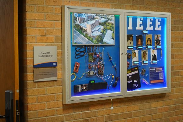 Location & Operating Hours